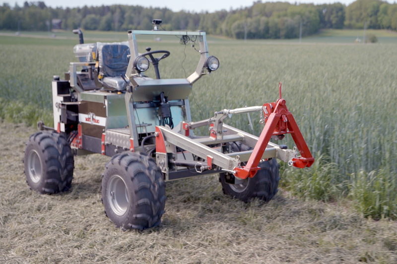 5G_Autonomous_Tractor