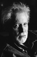 1988 Thor Vilhjálmsson, Island: Grámosinn glóir