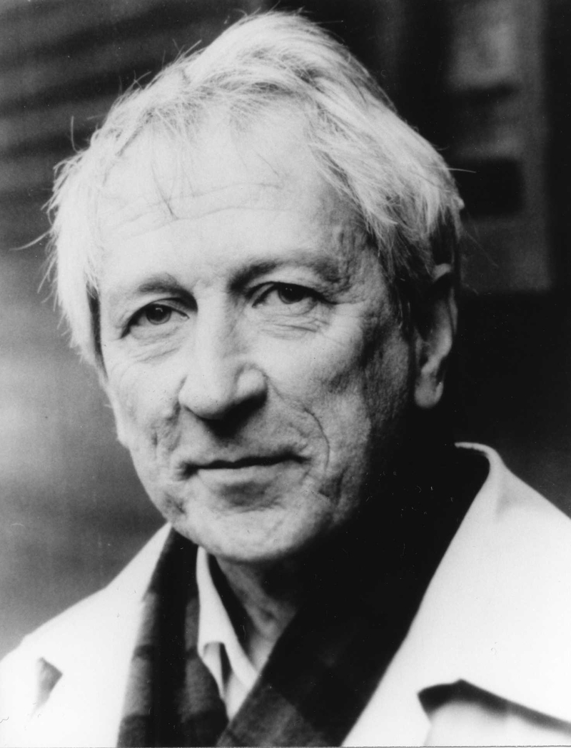 1990 Tomas Tranströmer, Sverige: För levande och döda