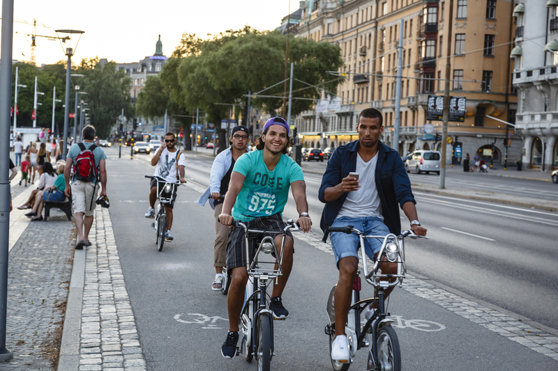 Cyklende mennesker i Stockholm