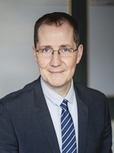 Dennis Holm