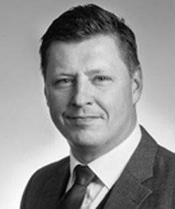 Höskuldur Þórhallsson