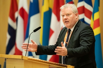 Sigurður Ingi Jóhannsson speaks in Plenum, Riksdagen