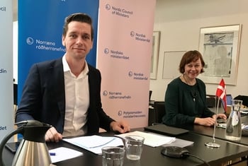 Kaare Dybvad och Paula Lehtomäki på bo- och byggministermöte 2020.