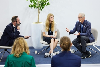 Johan Rockström and Nadia Gullestrup at the stage in Nordic Pavillon during cop27