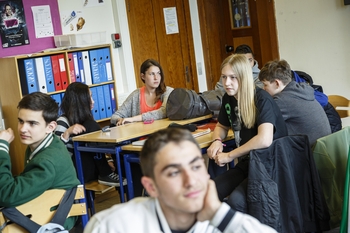 Students in highschool classroom 