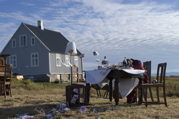 Brúðguminn (White Night Wedding) fra Island