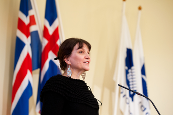 Merethe Lindstrøm